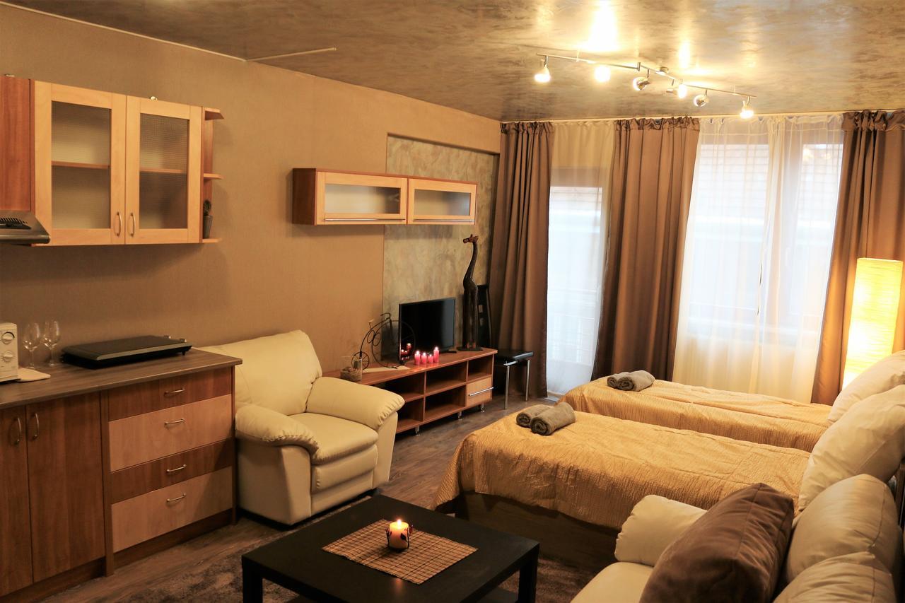 Anva House Hotel Будапеща Екстериор снимка