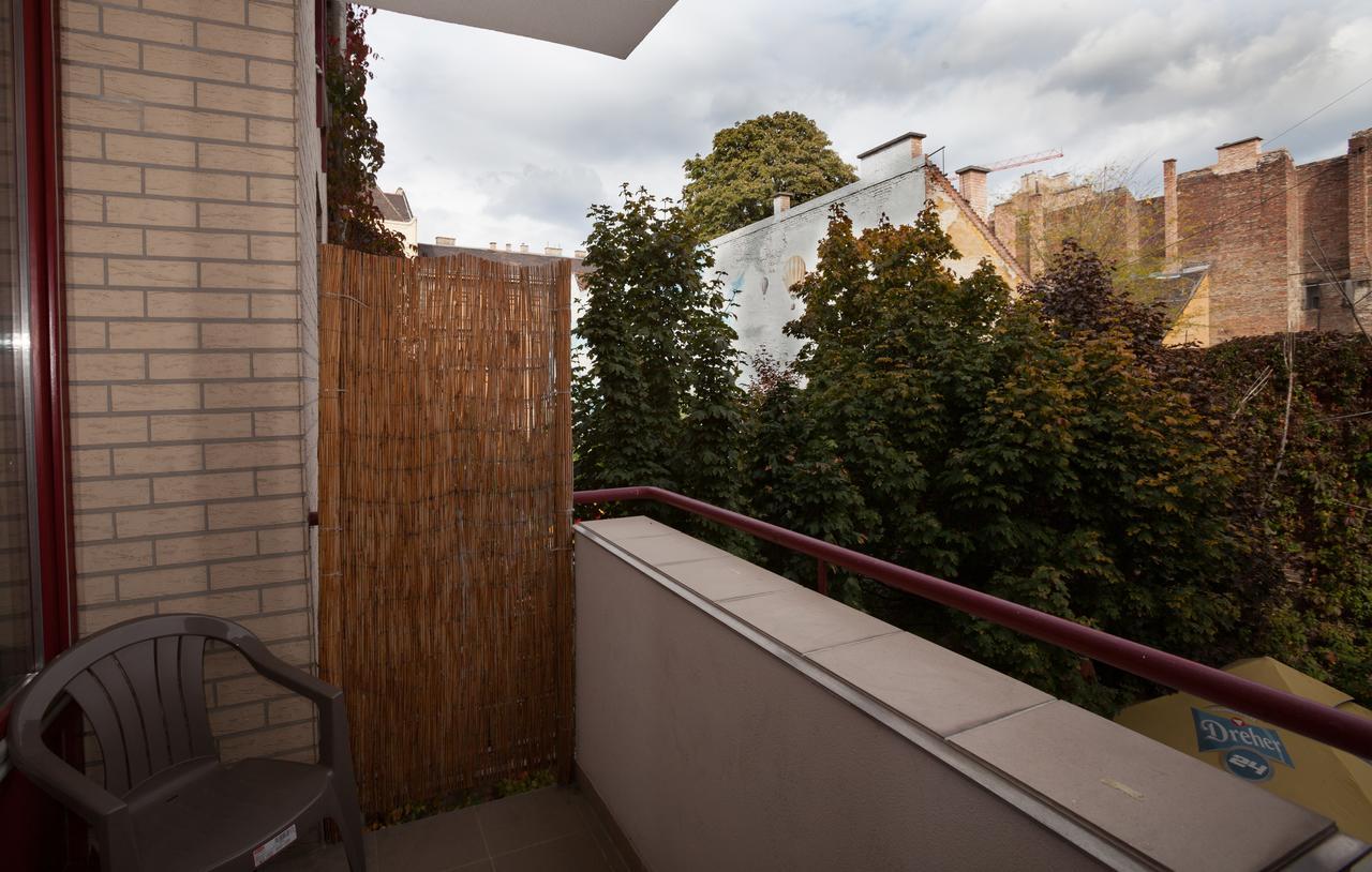 Anva House Hotel Будапеща Екстериор снимка