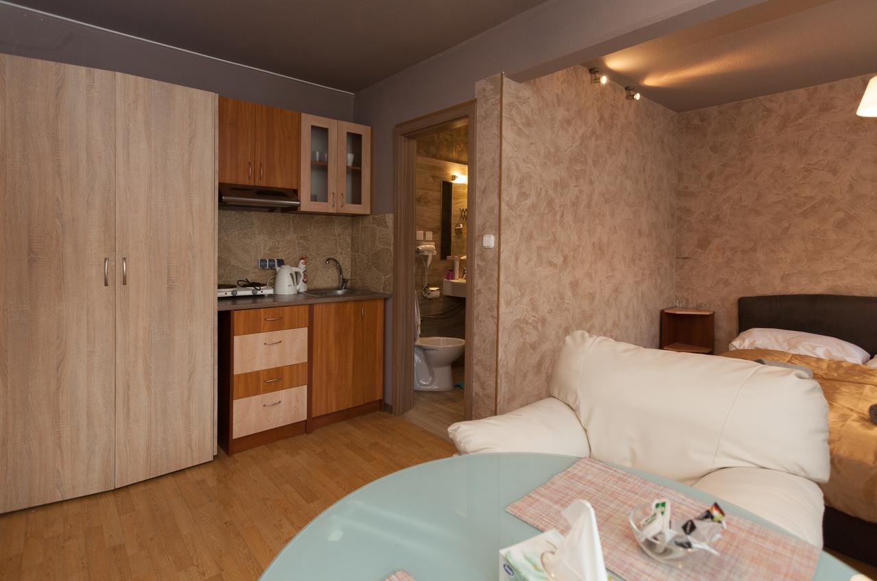 Anva House Hotel Будапеща Екстериор снимка