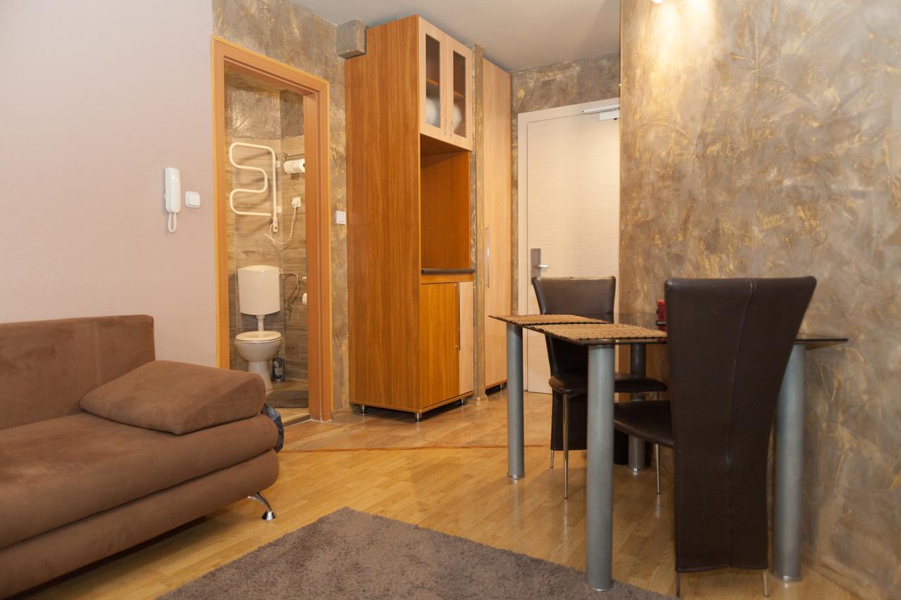 Anva House Hotel Будапеща Екстериор снимка