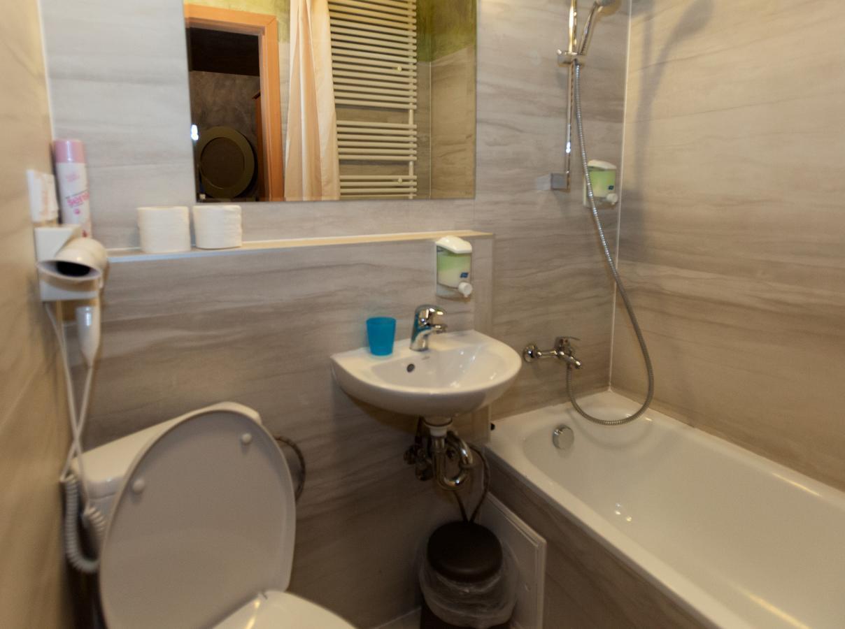 Anva House Hotel Будапеща Екстериор снимка