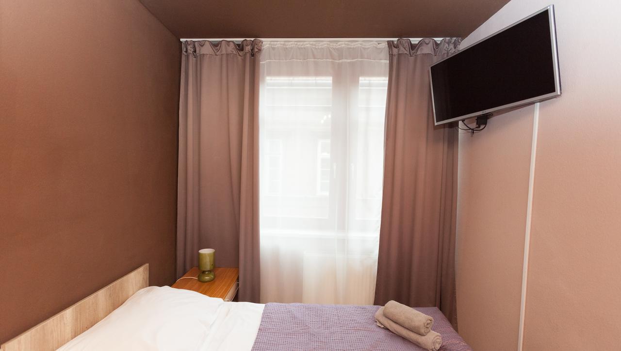 Anva House Hotel Будапеща Екстериор снимка