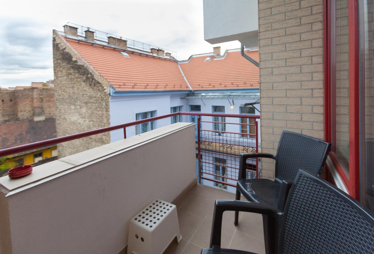 Anva House Hotel Будапеща Екстериор снимка